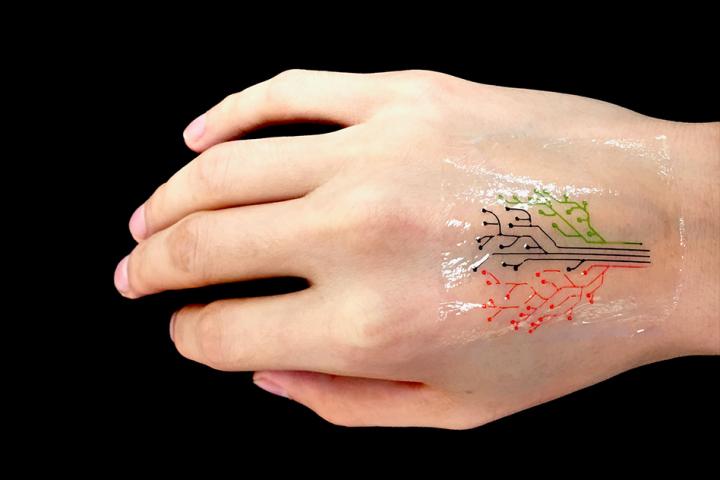 Tattoos: Understand risks and precautions - Mayo Clinic